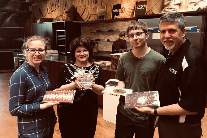 Lucerne's Chocolate Factory Total Experience: Tasting, Making, Production - An In-Depth Look at the Lucerne Chocolate Factory Tour