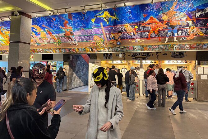 Lucha Libre Alcohol-Free Tour : Ice Cream + Mask + Walk + Guide - FAQ