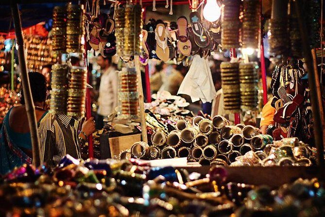 Lucknow City Tour (Lunch, Pickup & drop at Hotel) - Key Points