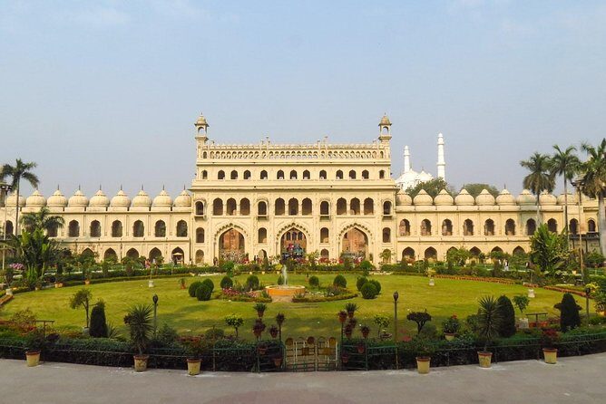 Lucknow City Tour (Lunch, Pickup & drop at Hotel) - What Travelers Can Expect