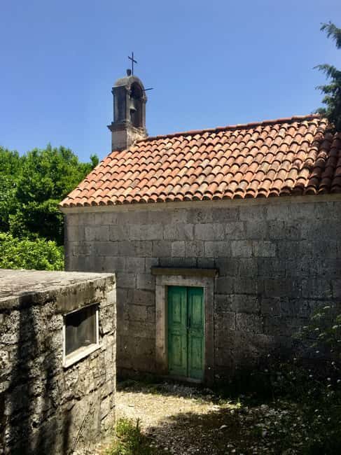 Lumbarda: Half-Day Kayaking and History with Wine delight - Authentic Experiences Highlighted by Reviewers