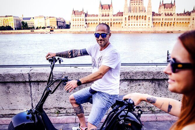 Luna E-Scooter Rent for Sightseeing in Budapest - Pricing and Value