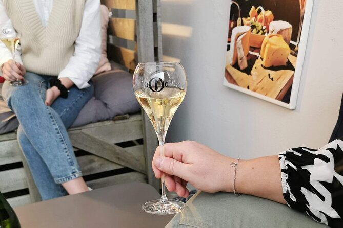 Lunch with Champagne & Ratafia champenois - Why This Tour Stands Out