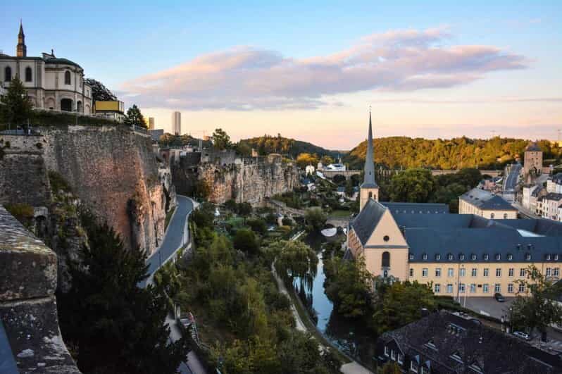 Luxembourg: City Highlights Guided Walking Tour - Key Points