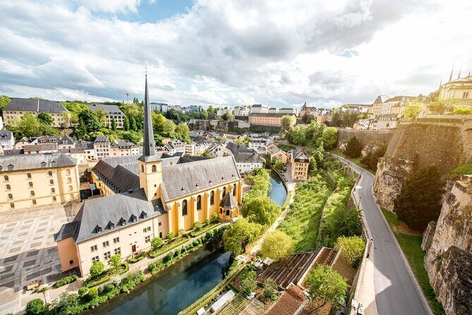 Luxembourg city walking tour - Key Points