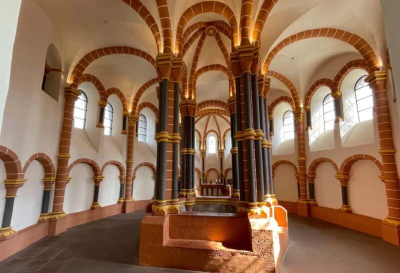 Luxembourg Vianden Castle Tour with Transfer + surprise stop - Key Points