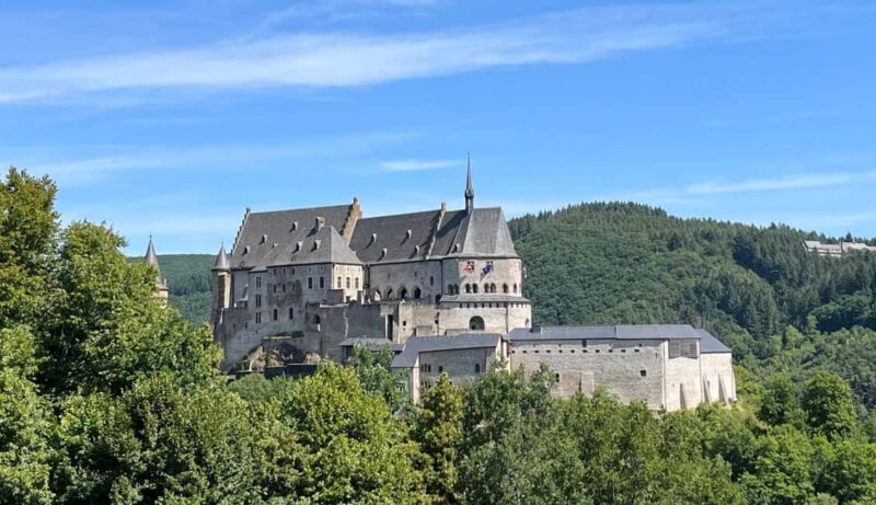 Luxembourg Vianden Castle Tour with Transfer + surprise stop - A Deep Dive into the Luxembourg Vianden Castle Tour