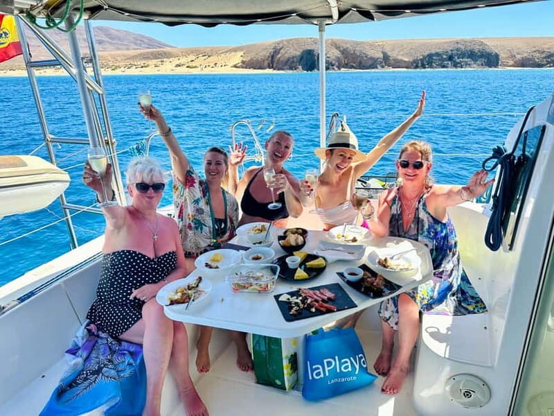 Luxury 4 hour Private Catamaran to Papagayo Beaches - Food and Drinks: Snacks and Sips with a View