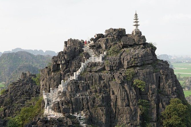 Luxury Bai Dinh Pagoda ,Trang An Boat Trip & Mua Cave 1 Day Trip - Late Afternoon: Mua Cave and Panoramic Views