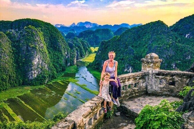 Luxury Bai Dinh Pagoda ,Trang An Boat Trip & Mua Cave 1 Day Trip - Return to Hanoi