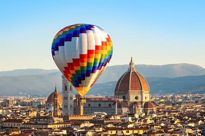 Luxury Balloon Tour in Tuscany - Landing and Post-Flight Celebrations