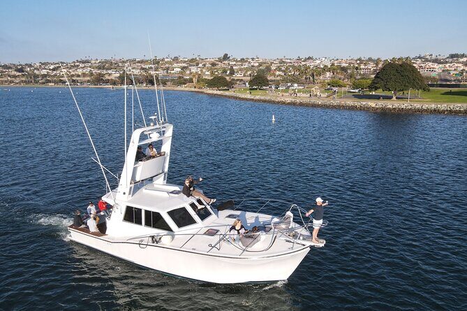 Luxury Bay or Sunset Yacht Cruise in San Diego - An In-Depth Look at the Experience