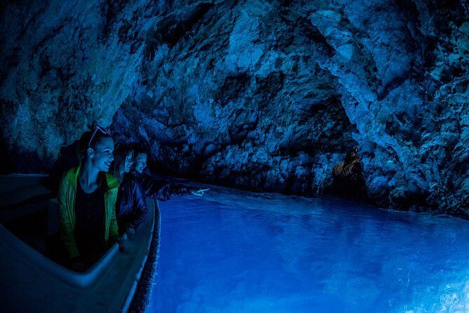 Luxury Blue Cave & 5 Islands Tour from Split - Exploring the Blue Cave & 5 Islands Tour from Split: An Honest Review