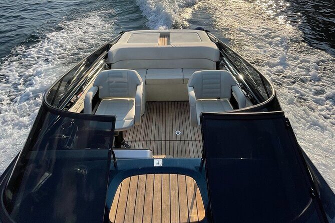 Luxury Boat Tour on Lake Como - Discovering Lake Como in Style