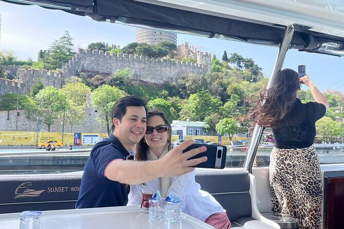Luxury Bosphorus Yacht Cruise  Stopover in Asian Side - The Value of This Experience
