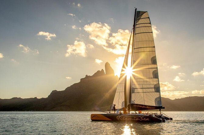LUXURY Catamaran Bora Bora : The Sunset Escape - An Introduction to the Sunset Escape Tour