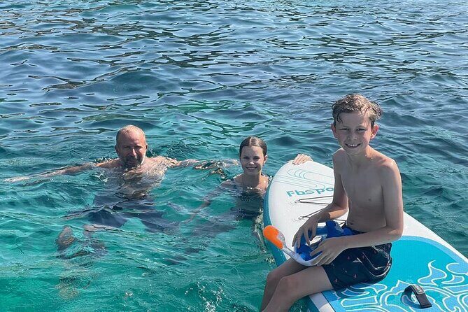 Luxury Catamaran sailing with welcome Drinks Tapas Max10-12Person - FAQs