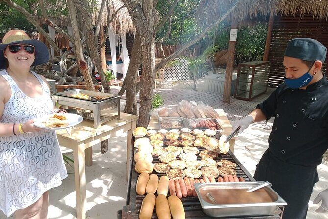 Luxury Catamaran Tour to Isla Mujeres with Transportation - FAQ