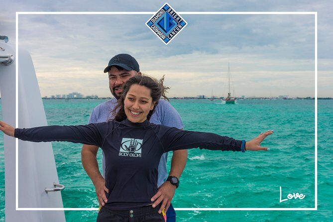 Luxury Catamaran tour to Isla Mujeres with Transportation from Cancun - Sunset and Return: A Scenic Finale