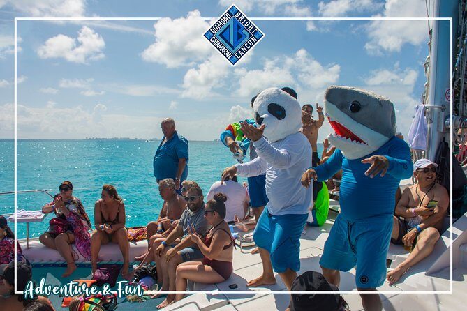 Luxury Catamaran tour to isla mujeres with transportation from Tulum - Authentic Experiences & Real Feedback