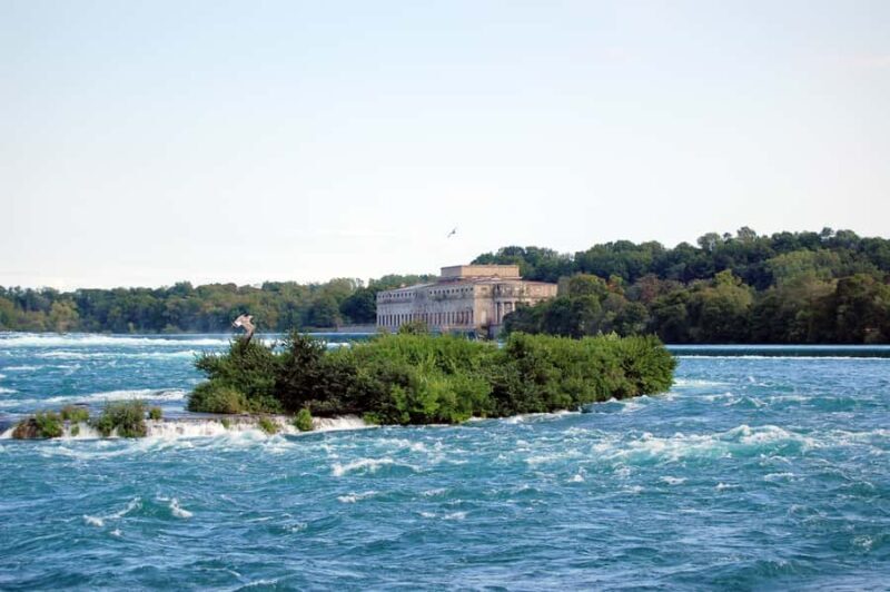Luxury Day Trip: Niagara on the Lake, Wine & Falls - FAQs