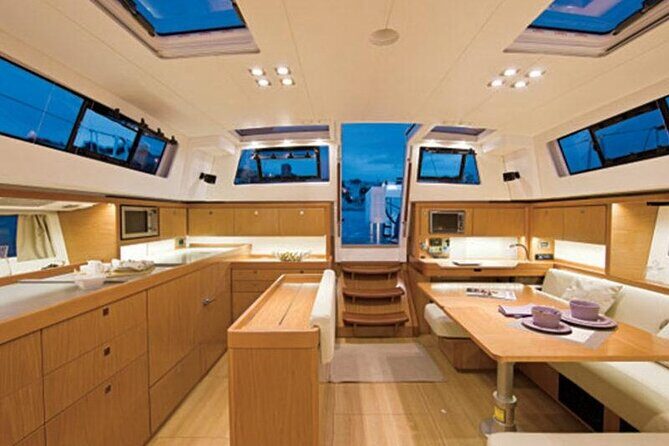Luxury Diamond Head Sunset Sail - Why This Experience Might Be Perfect for You