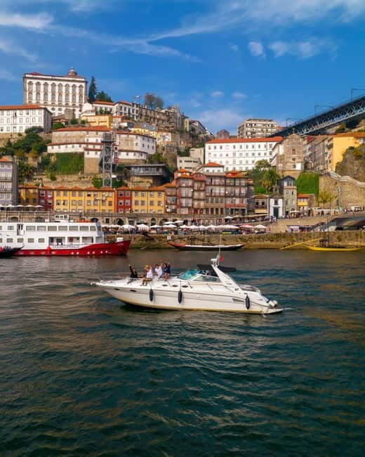 Luxury Douro Yacht Tour: Scenic Views & Complimentary Drinks - In-Depth Review of the Douro Yacht Experience