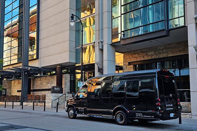 Luxury Executive Van Charter for 12 Passengers - Why Choose the Luxury Executive Van for Your Nashville Visit?