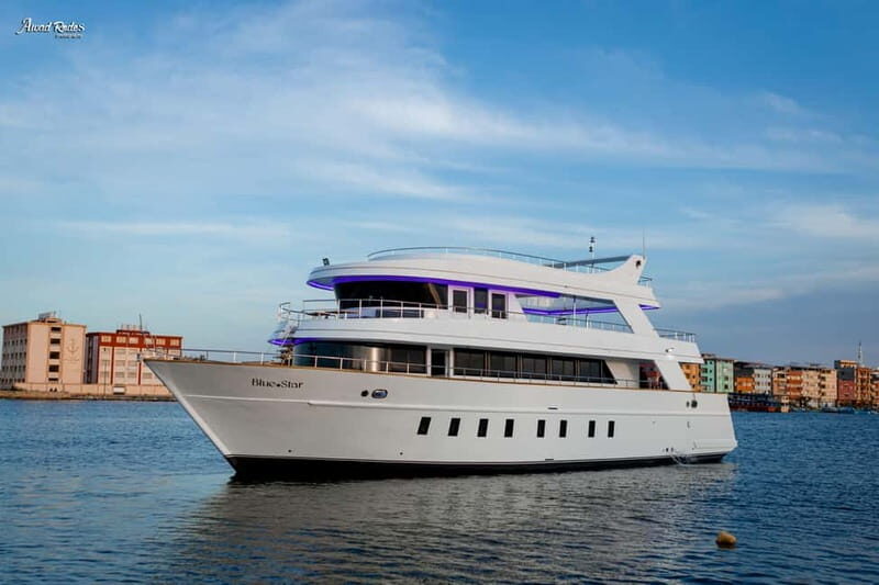 Luxury family-friendly cruise from Ayia Napa |Lunch included - Key Points