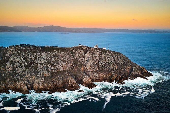 Luxury Finisterre Saint James Way Private Tour - Engaging Introduction