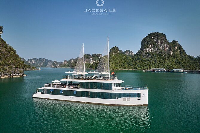 Luxury Halong Bay Day Cruise With GREAT Boat, Meal & Service - Authenticity and Experience