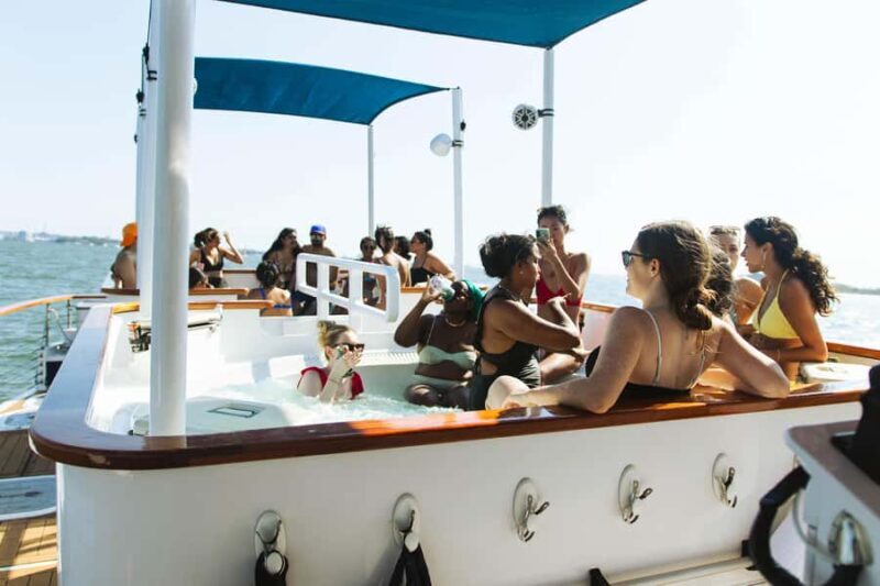 Luxury Hot Tub Boat Around NYC & Statue Private Tub up to 10 - Key Points