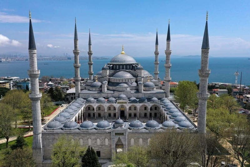 Luxury Istanbul Tours: Museum Entrances & Luxury Vehicle - Who Should Book This Tour?