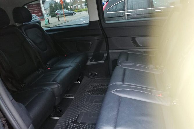 Luxury Minivan from Brussels airport to the city of Brussels - Who This Service Is Best For