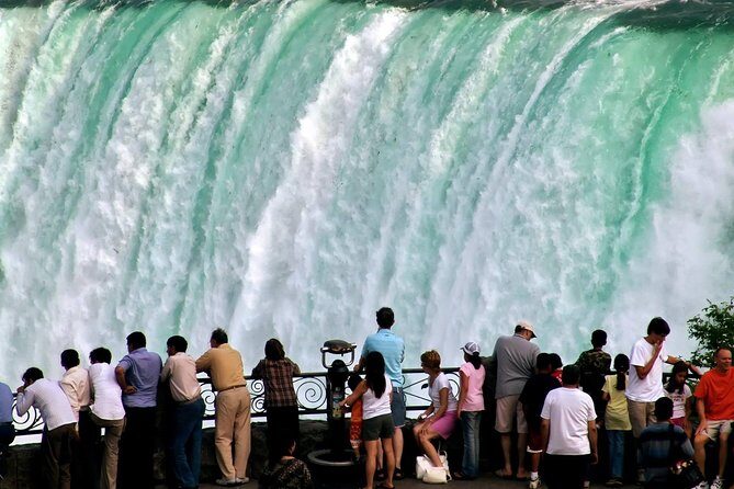 Luxury Niagara Falls Day Trip from Toronto with Cruise and Lunch - Key Points