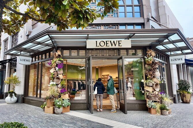 Luxury Outlet Shopping Half Day Experience in Shanghai - Key Points