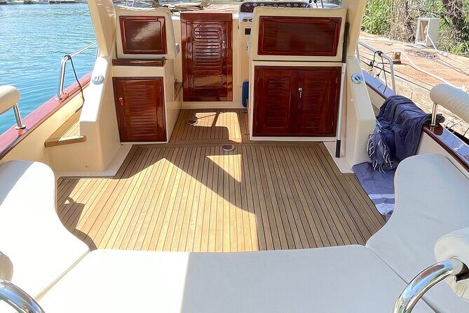 Luxury Private Boat Tour to Elaphiti Islands - FAQ