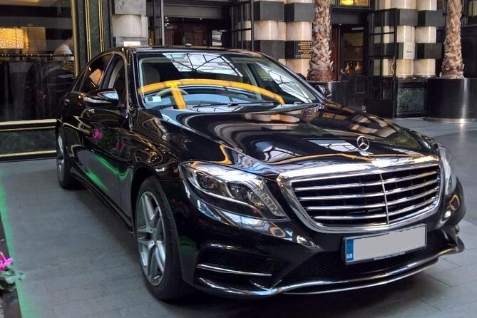 Luxury Private Hire Tour for 2- 6 people around Northern Ireland - A Deep Dive into the Luxury Northern Ireland Tour