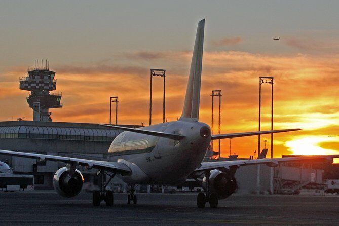 Luxury Private Night Transfer from Fiumicino to Rome City Center - Key Points