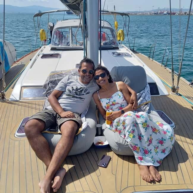 Luxury, Private Sailing Yacht Charter with crew; Half Day - Key Points