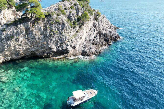 Luxury Private Speedboat Tour Islands & Blue Cave - The Sum Up
