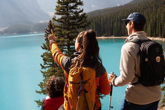 Luxury Private Tour of Lake Louise, Moraine, Peyto & Banff - Discovering the Rockies: A Detailed Look at the Tour