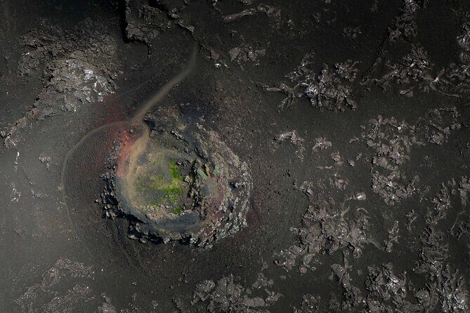 Luxury Private Tour of Reykjanes Peninsula Volcanic Wonders - Gunnuhver Hot Springs: Legends and Steam