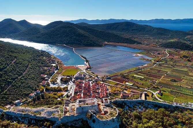 Luxury Private Transfer Dubrovnik - Split with lunch in Ston - Discover the Comfort and Charm of the Dubrovnik to Split Private Transfer with Lunch in Ston
