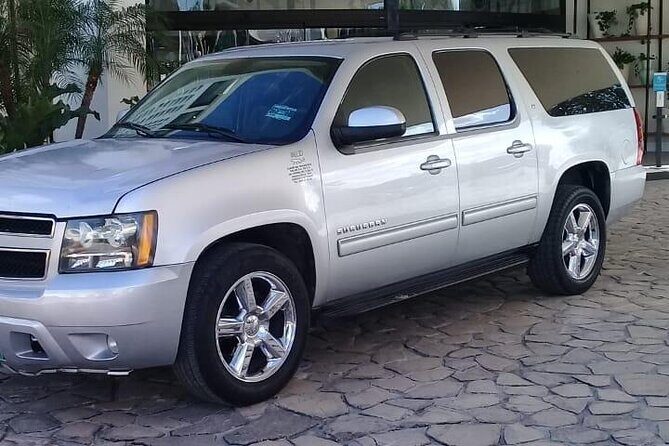 Luxury private transportation from CUN Airport to Puerto Aventuras & Akumal - Why Consider a Private Transfer?