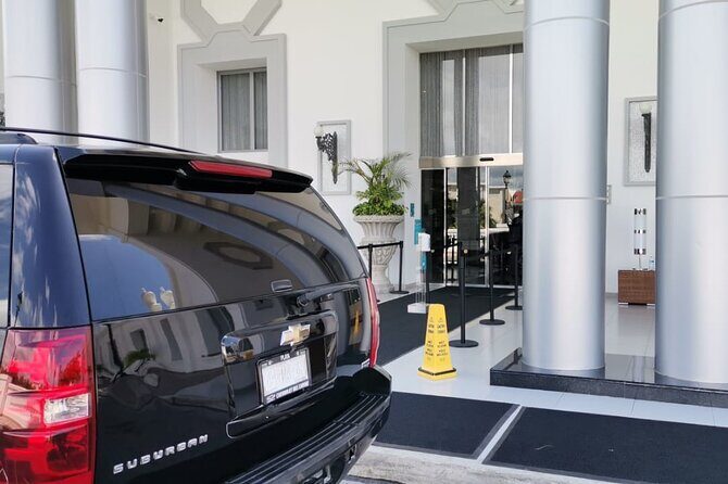 Luxury private transportation from CUN Airport to Puerto Aventuras & Akumal - What to Expect During the Ride