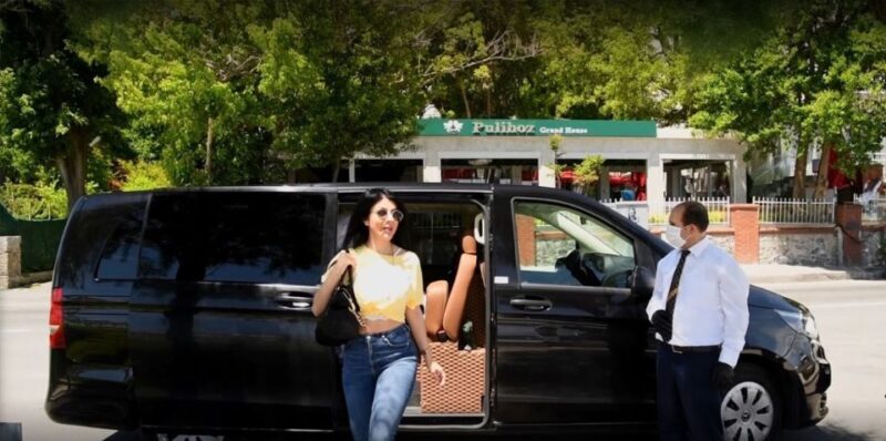 Luxury Private Yacht Rental - The Experience: What to Expect on Your Bosphorus Yacht Tour