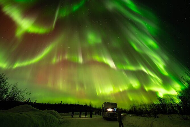 Luxury RV Small Group Aurora Chasing Tour with Photography - Discover the Magic of the Aurora with a Luxury RV Small Group Tour in Fairbanks