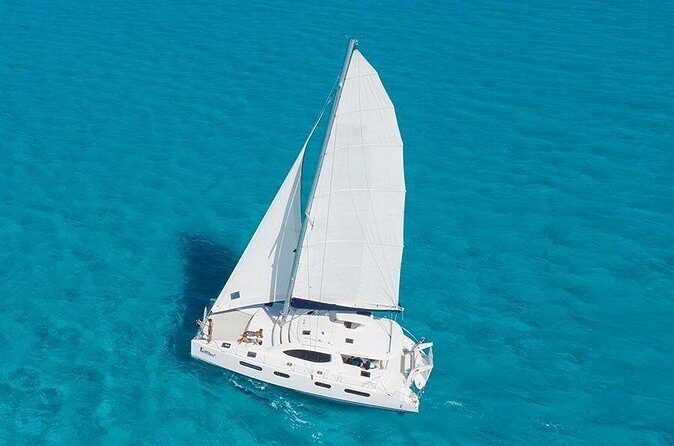 Luxury sailboat in Isla Mujeres - Pricing and Value