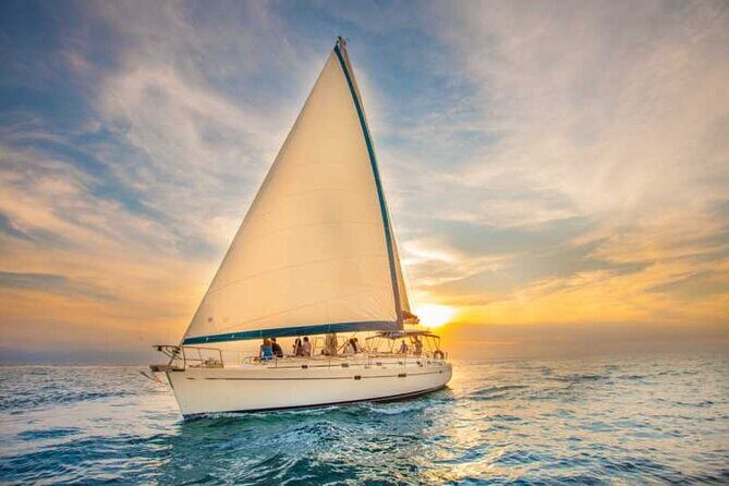 Luxury Sailboat Tour at Sunset in Los Cabos + Snacks + Premium Drinks - Who Will Love This Tour?